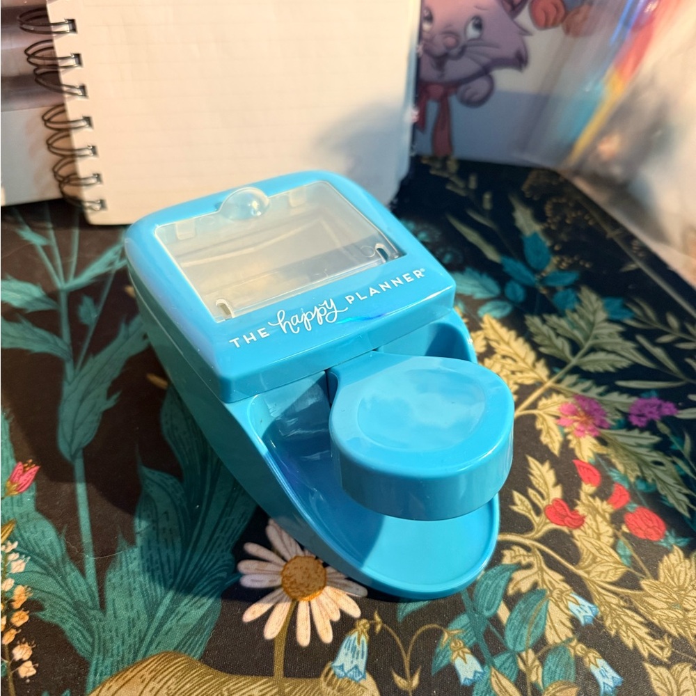 The Happy Planner paper/picture cutter - see pics